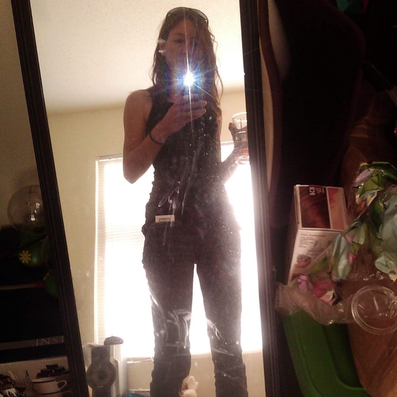 Meet your Posher, Dana - Picture 2 of 2